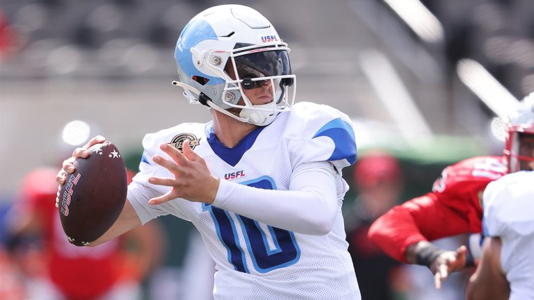 Kyle Sloter leads Breakers to 34-3 win over Bandits
