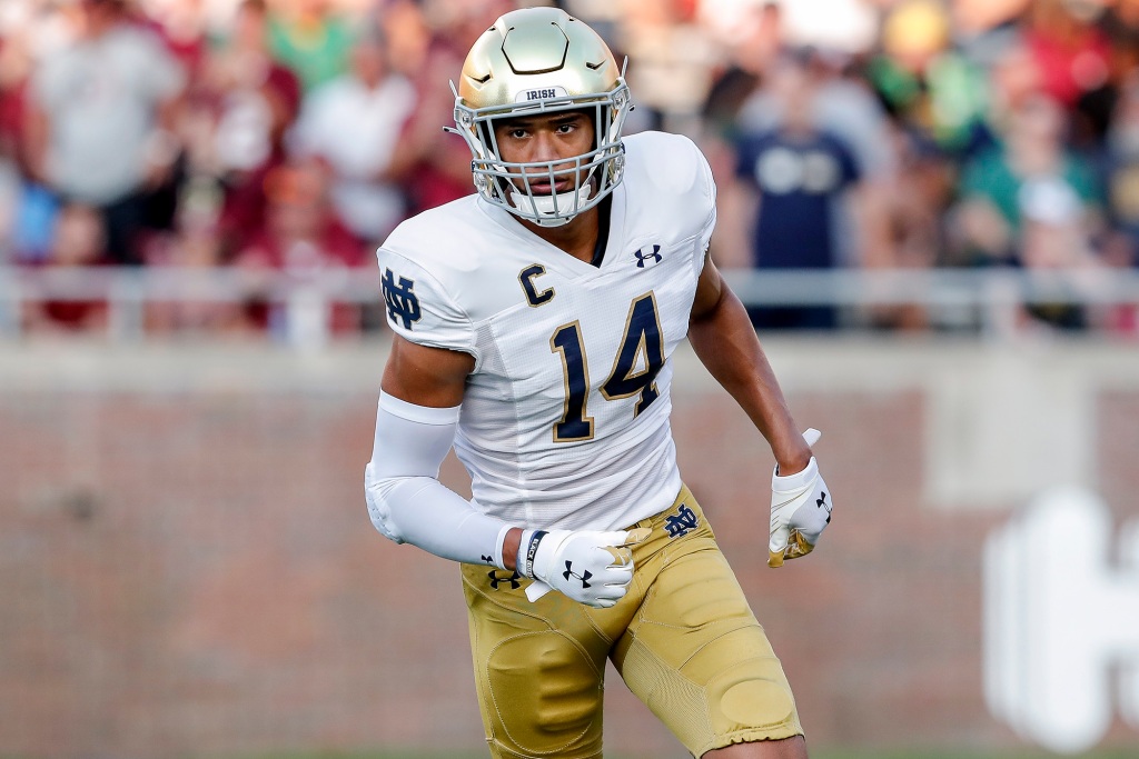 Safety of Notre Dame Kyle Hamilton in September 2021