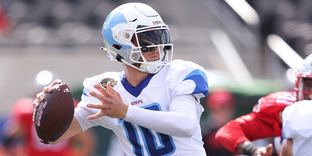 Kyle Sloter #10 of the New Orleans Breakers looks to pass the ball in the third quarter of the game against the Tampa Bay Bandits at Protective Stadium on April 24, 2022 in Birmingham, Alabama.